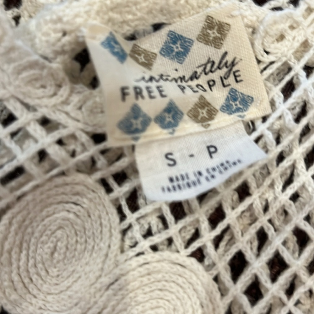 Crocheted Shell - image 2